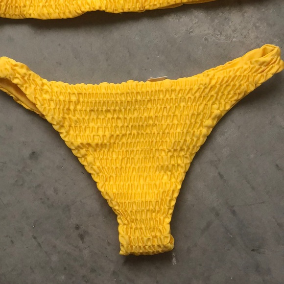 Yellow Bikini - Picture 3 of 5